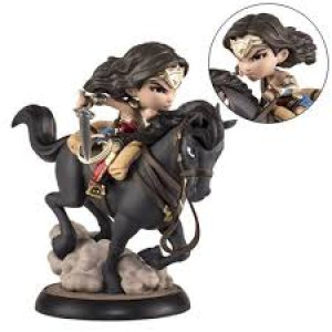 Wonder Woman Q-Fig Max